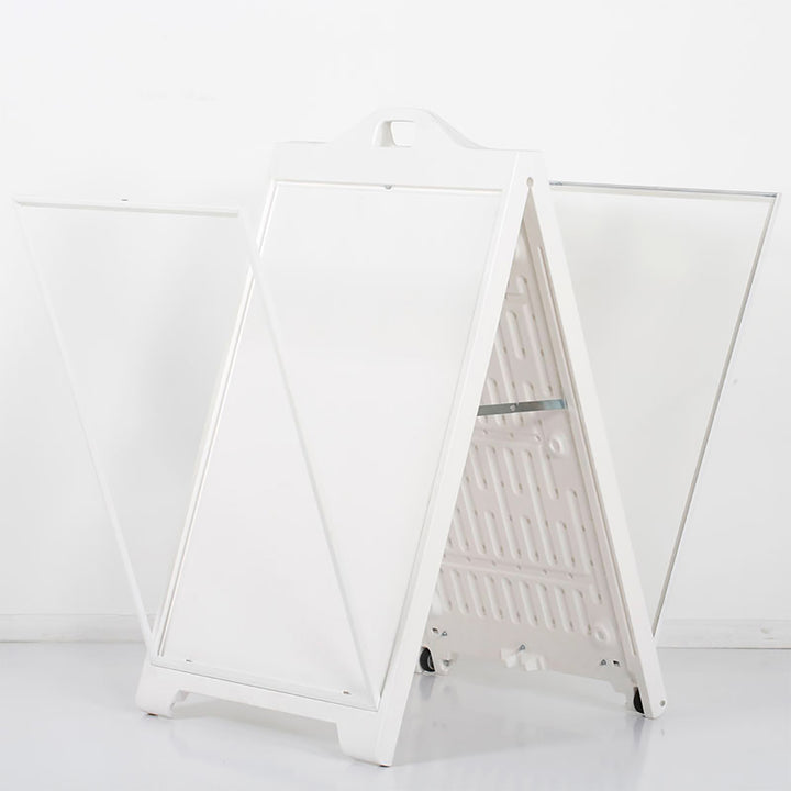 24″w x 36″h SignPro Sidewalk Sign – With Lens