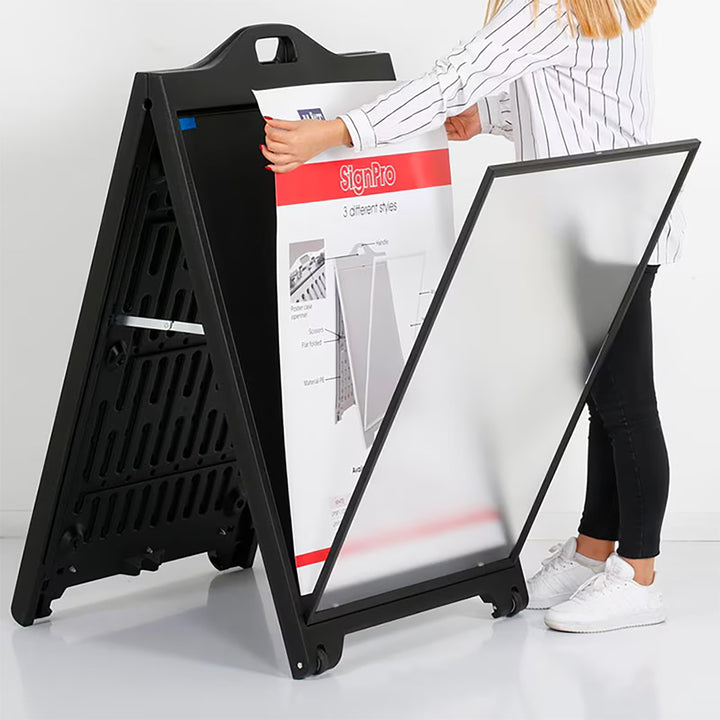 24″w x 36″h SignPro Sidewalk Sign – With Lens