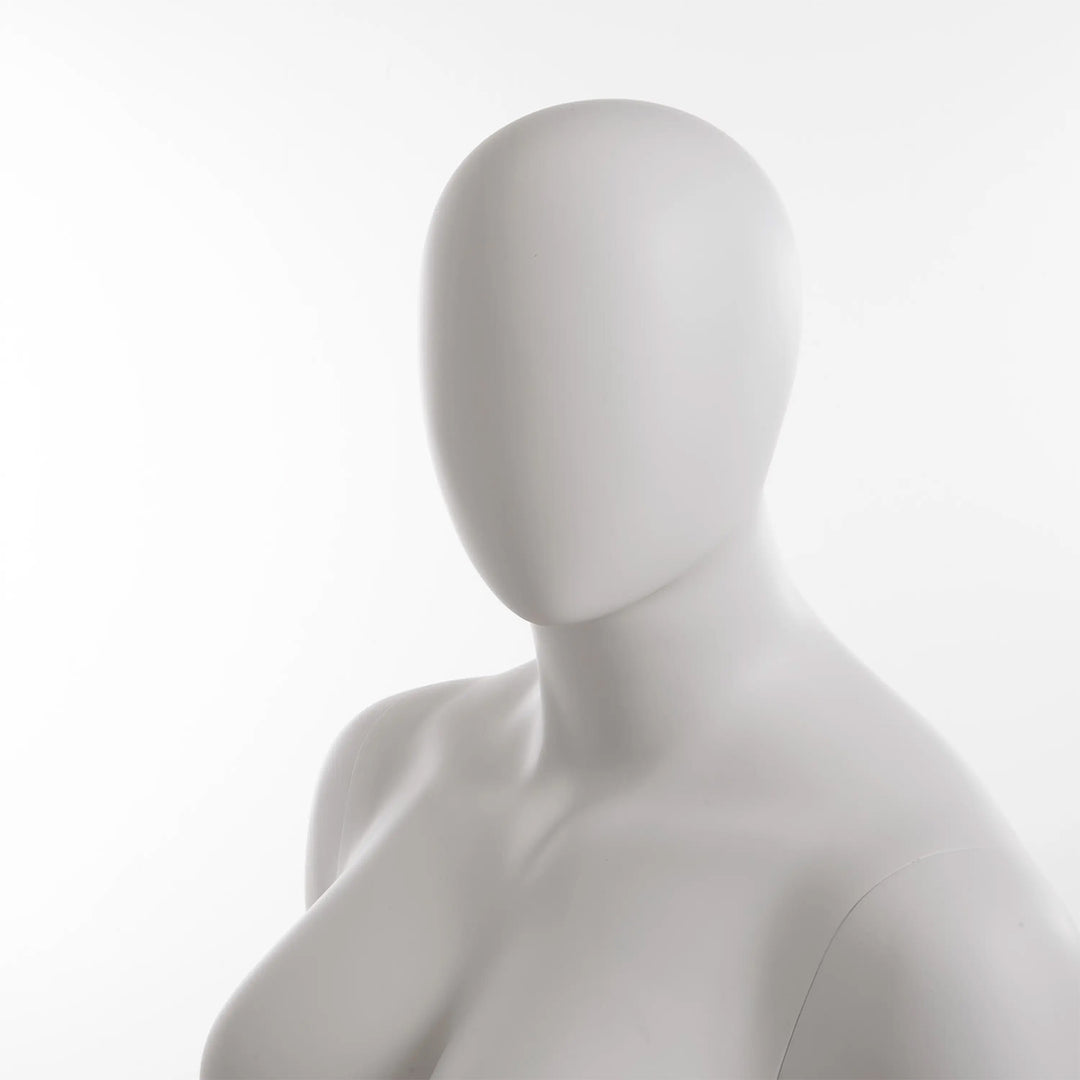 Amber Plus Size Female Mannequin Pose 2, Matte White, Oval Head